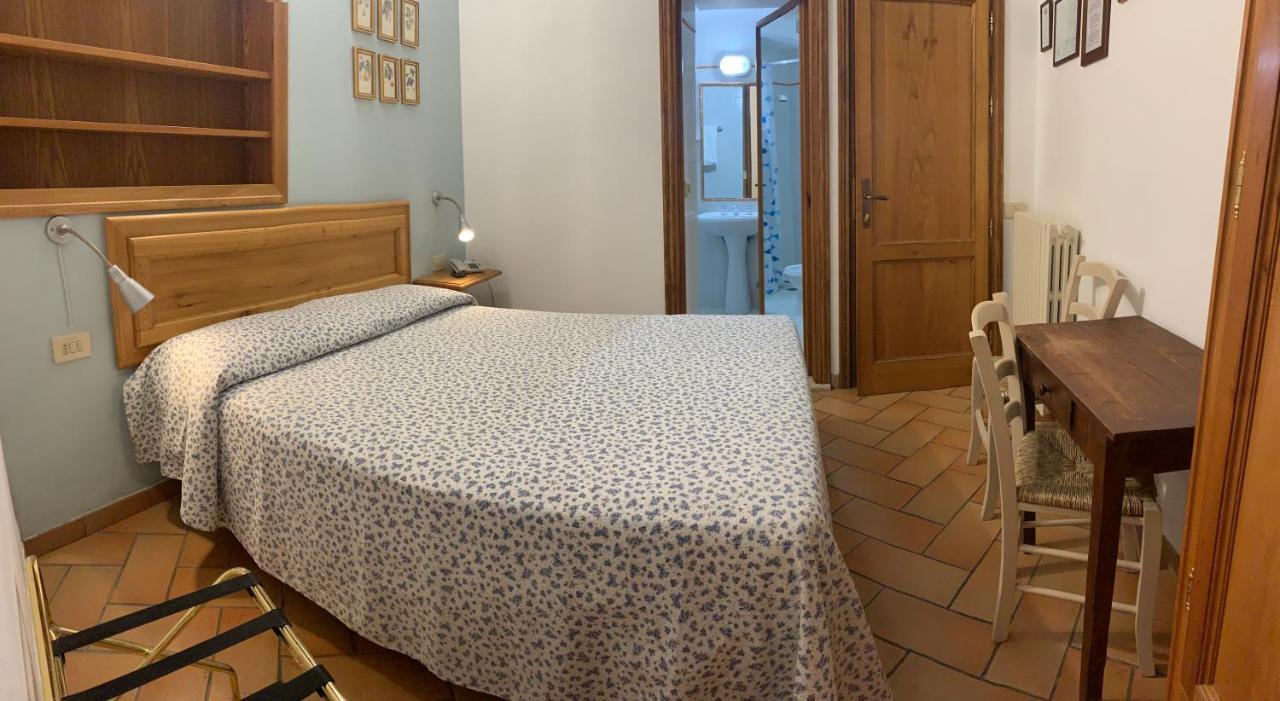 Agriturismo Il Castello Assisi Exterior foto