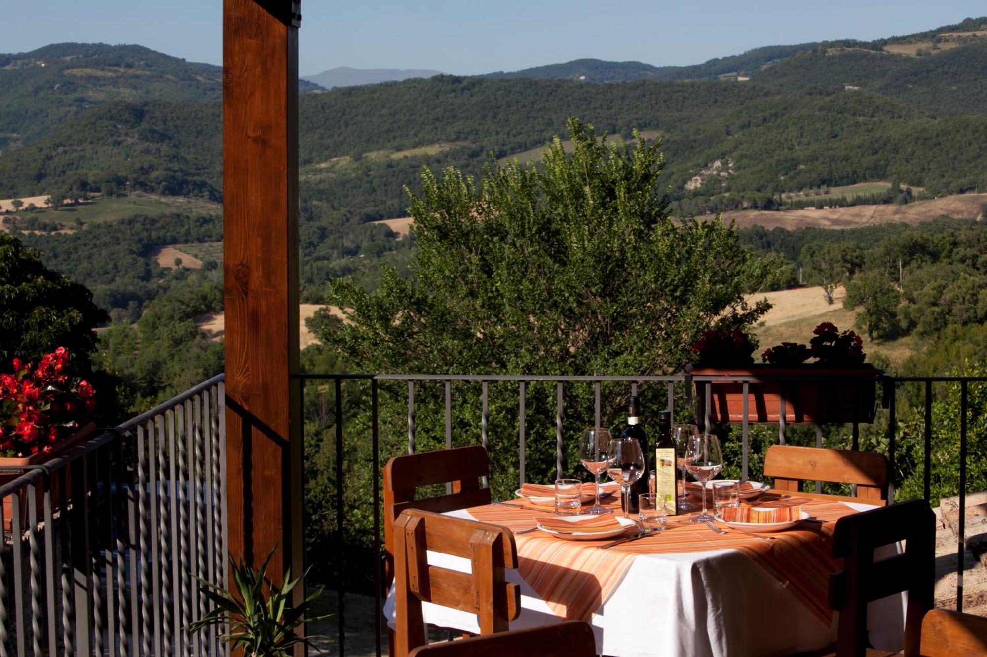 Agriturismo Il Castello Assisi Exterior foto